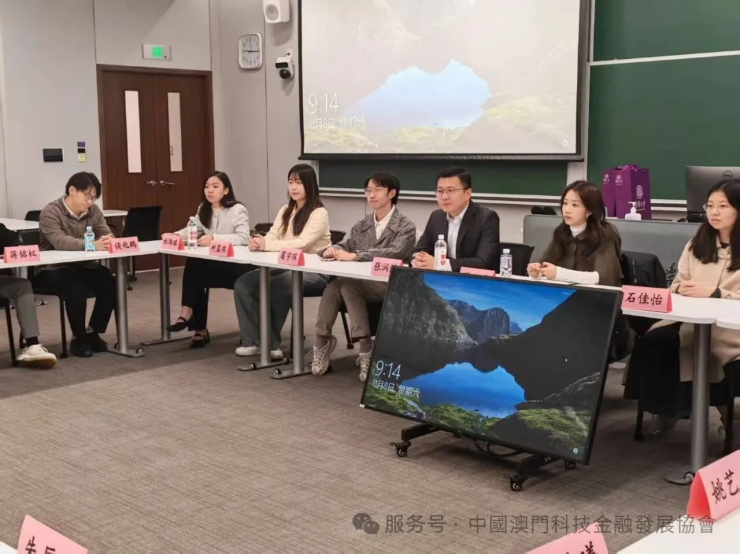 青年座談在清華舉行